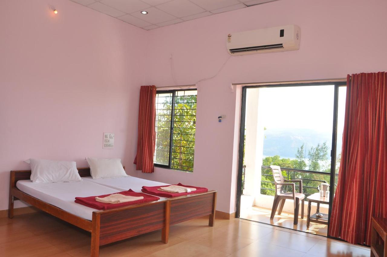 Koyna Lake Resort Koynanagar Kültér fotó